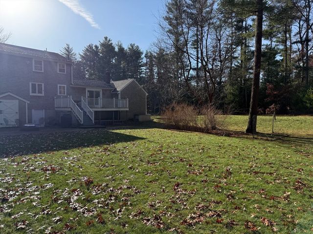 42 Wellington Ln, Duxbury, MA 02332