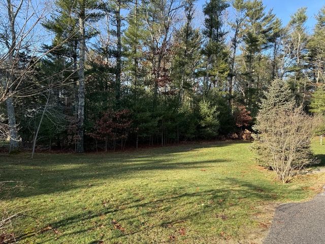 42 Wellington Ln, Duxbury, MA 02332