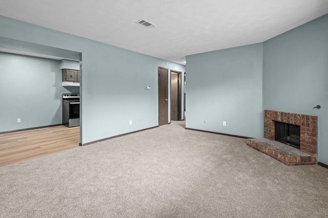 2501 Unit D 26th Avenue, Rock Island, IL 61201