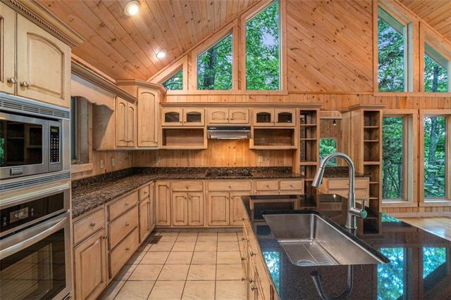 120 Dogwood Terrace, Ellijay, GA 30536