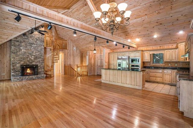 120 Dogwood Terrace, Ellijay, GA 30536