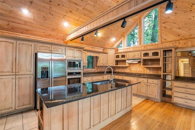 120 Dogwood Terrace, Ellijay, GA 30536