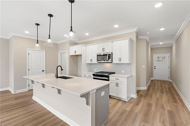 662 Sunstone Lane, Lawrenceville, GA 30043