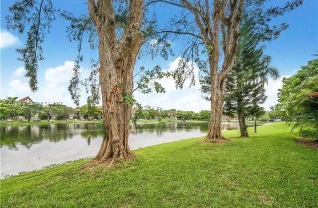 3453 Spring Bluff Pl 12, Lauderhill, FL 33319
