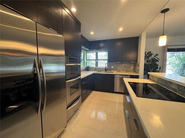 3453 Spring Bluff Pl 12, Lauderhill, FL 33319