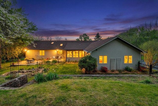 6925 Shaver RD, Roanoke, VA 24018