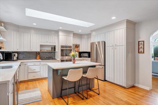 6925 Shaver RD, Roanoke, VA 24018