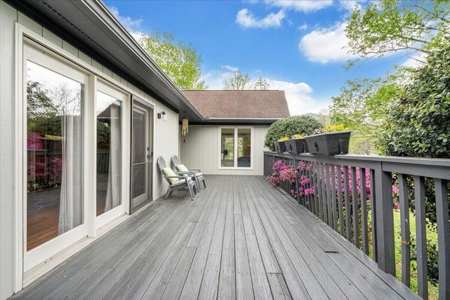 6925 Shaver RD, Roanoke, VA 24018