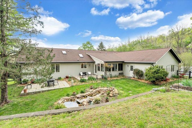 6925 Shaver RD, Roanoke, VA 24018