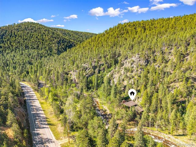 21692 S Saint Vrain Drive, Lyons, CO 80540