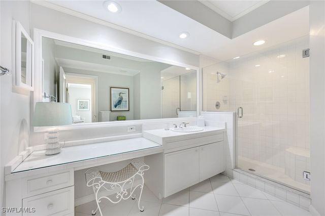 797 Willowbrook DR 203, Naples, FL 34108