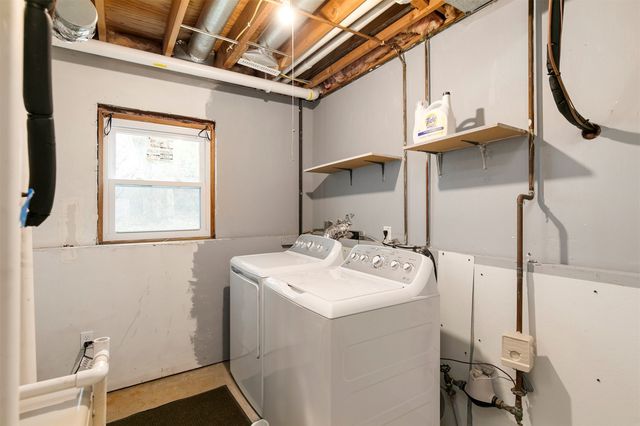 712 NE 9th Street, Grimes, IA 50111