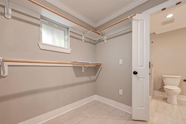 10138 Hazelhurst Drive, Houston, TX 77043