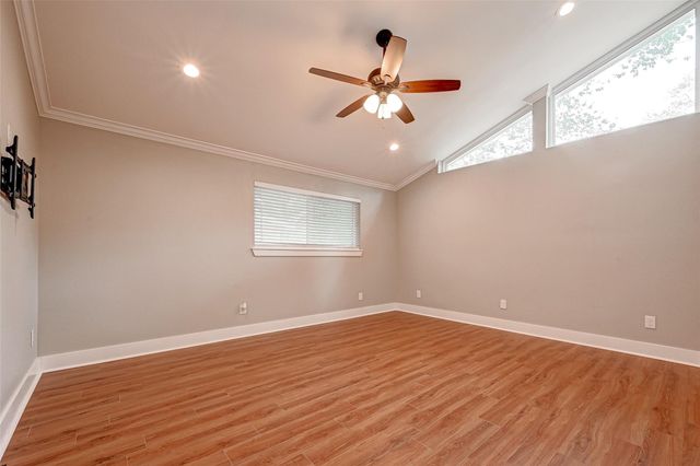 10138 Hazelhurst Drive, Houston, TX 77043