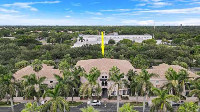 2802 Sarento Place 204, Palm Beach Gardens, FL 33410