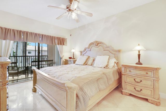 2802 Sarento Place 204, Palm Beach Gardens, FL 33410