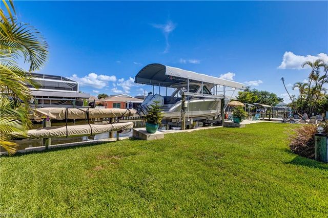 131 Egret ST, Fort Myers Beach, FL 33931