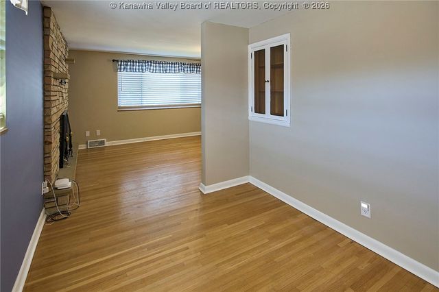 1634 Ravinia Road, Charleston, WV 25314