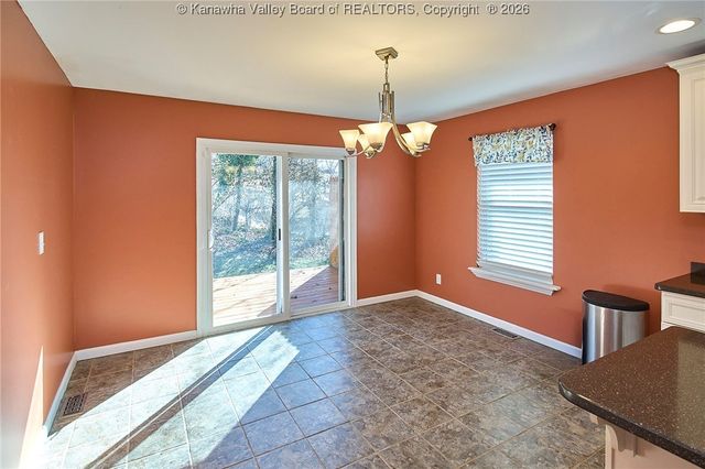 1634 Ravinia Road, Charleston, WV 25314