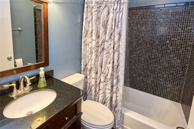 1634 Ravinia Road, Charleston, WV 25314