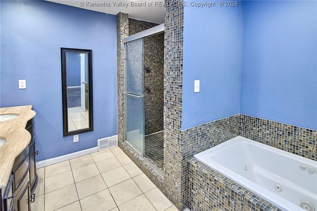 1634 Ravinia Road, Charleston, WV 25314