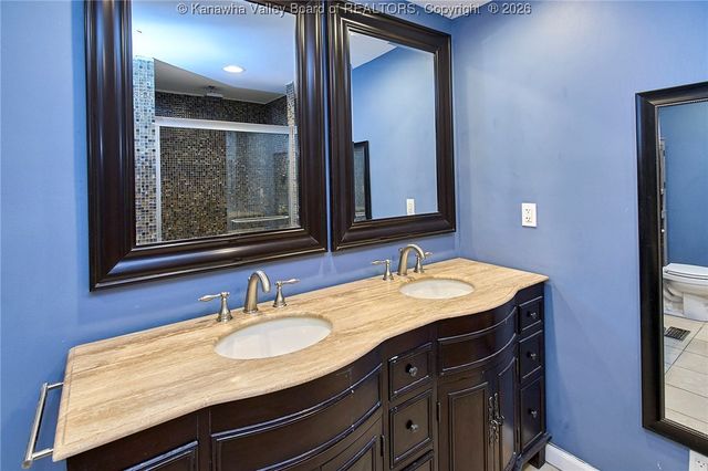 1634 Ravinia Road, Charleston, WV 25314