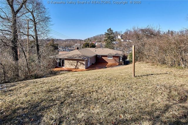1634 Ravinia Road, Charleston, WV 25314
