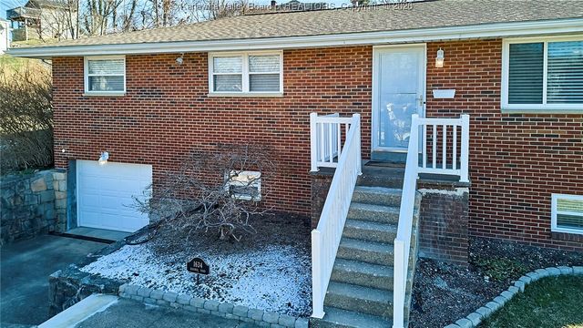 1634 Ravinia Road, Charleston, WV 25314