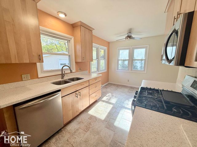 930 Pine Street, Owosso, MI 48867