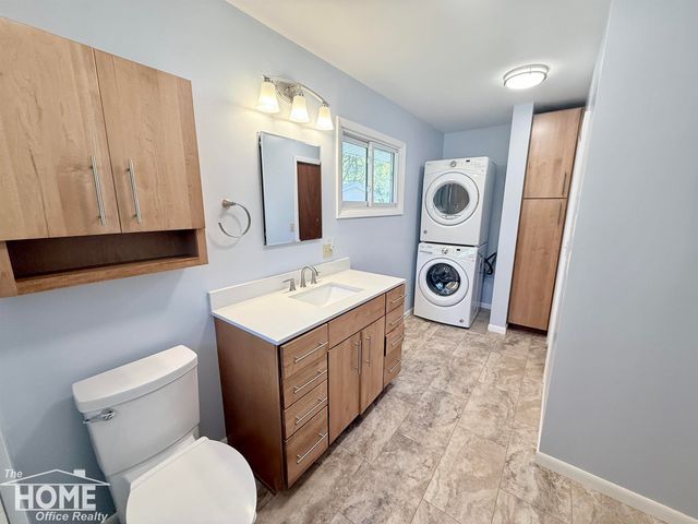 930 Pine Street, Owosso, MI 48867