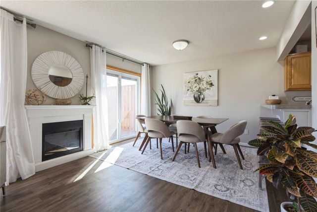 3748 Stoneview Circle SW, Cedar Rapids, IA 52404