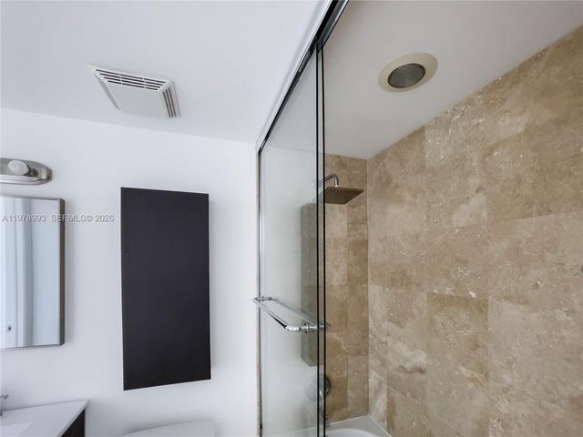 350 S Miami Ave 3910, Miami, FL 33130