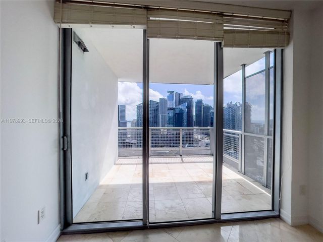 350 S Miami Ave 3910, Miami, FL 33130