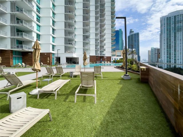 350 S Miami Ave 3910, Miami, FL 33130