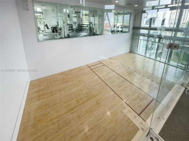 350 S Miami Ave 3910, Miami, FL 33130