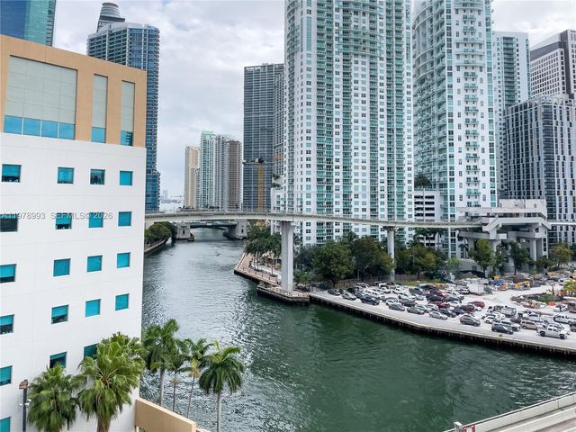 350 S Miami Ave 3910, Miami, FL 33130