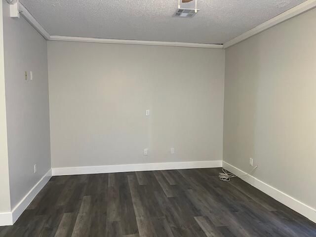 651 S Swinton Avenue E, Delray Beach, FL 33444