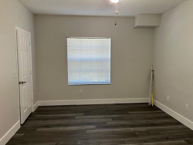 651 S Swinton Avenue E, Delray Beach, FL 33444