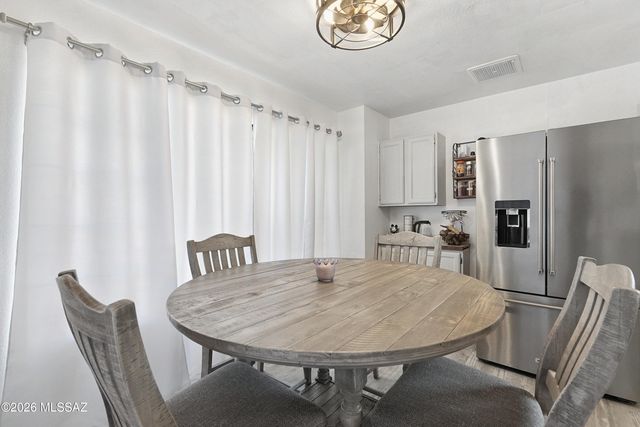 1609 W Trendwood Drive, Tucson, AZ 85746