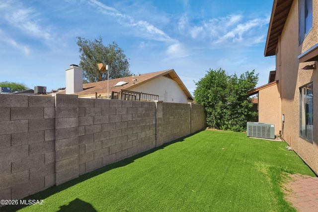 1609 W Trendwood Drive, Tucson, AZ 85746