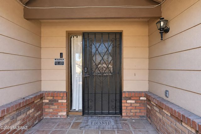 1609 W Trendwood Drive, Tucson, AZ 85746