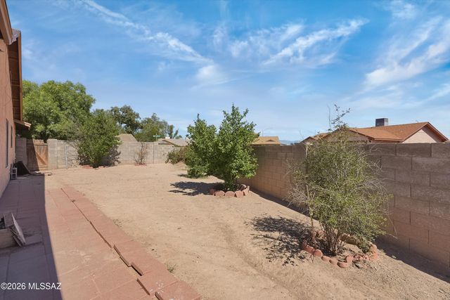 1609 W Trendwood Drive, Tucson, AZ 85746