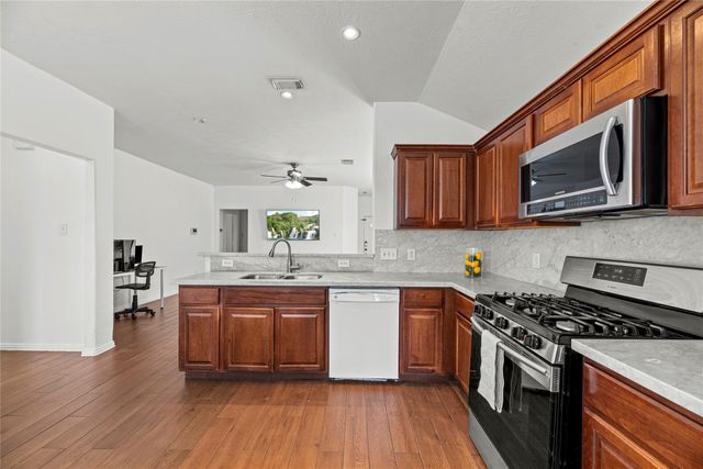 18411 Austin Oak Lane, Richmond, TX 77407