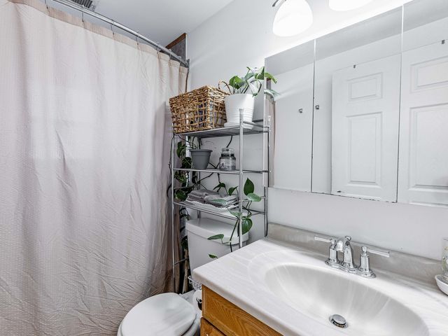 14624 Kenton Avenue, Midlothian, IL 60445