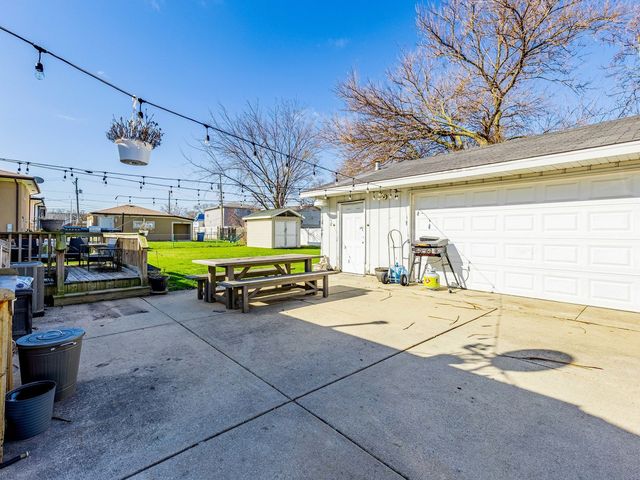 14624 Kenton Avenue, Midlothian, IL 60445