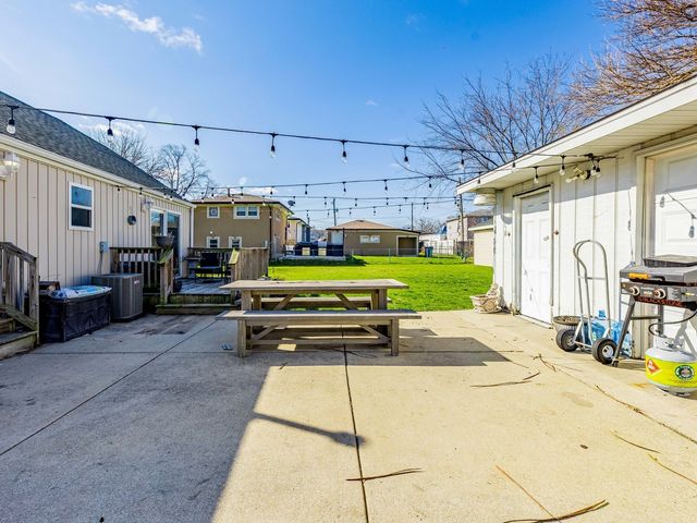 14624 Kenton Avenue, Midlothian, IL 60445