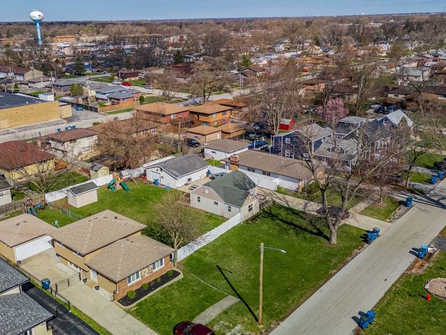 14624 Kenton Avenue, Midlothian, IL 60445