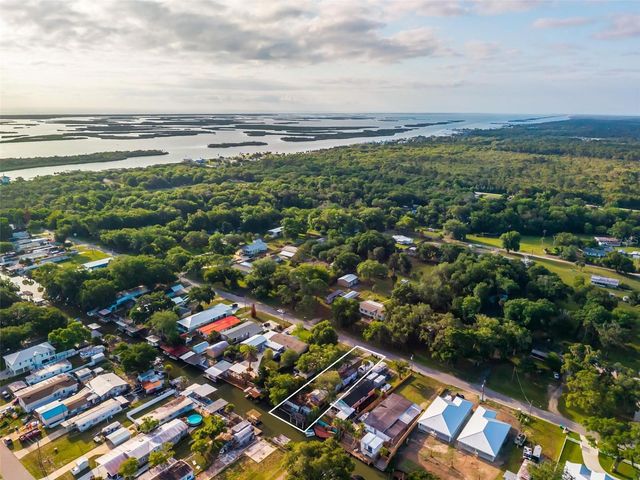 138 INDIAN CREEK ROAD, Oak Hill, FL 32759
