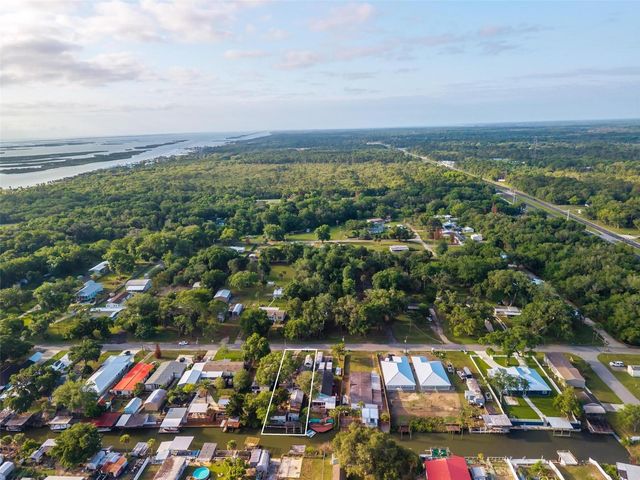 138 INDIAN CREEK ROAD, Oak Hill, FL 32759