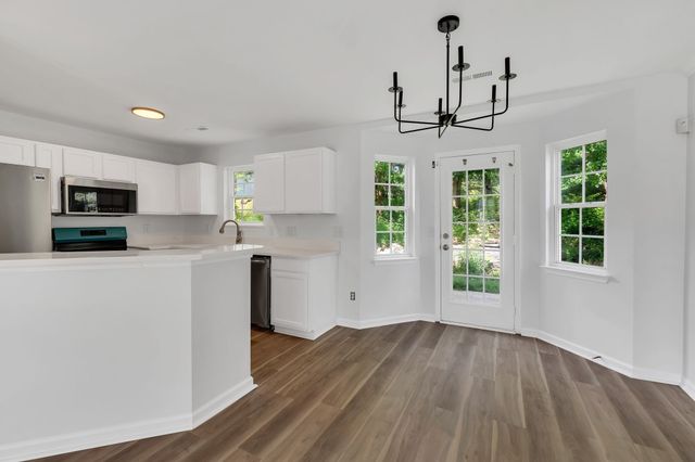 109 Rock Glen Ct, Antioch, TN 37013